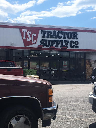 Home Improvement Store «Tractor Supply Co.», reviews and photos, 13113 Lee Hwy, Bristol, VA 24202, USA