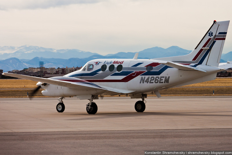 USA Colorado Denver Centennial Airport Tower США Колорадо Денвер Сентенниал Аэропорт APA KAPA Beechcraft King Air 90