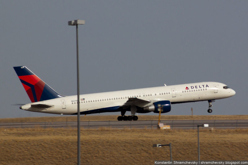 USA Colorado Denver International Airport Delta Airlines Boeing 757-232 N624DL США Колорадо Денвер Международный Аэропорт Дельта Эйрлайнз Боинг 757-232