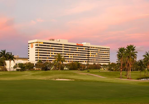 Hotel «Sheraton Miami Airport Hotel & Executive Meeting Center», reviews and photos, 3900 NW 21st St, Miami, FL 33142, USA