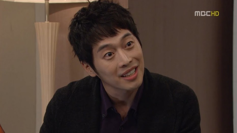 Meanwhile, Jung Woo meets with <b>Gi Chul</b> who wonders why Jung Woo kept ... - may-queen-14-2