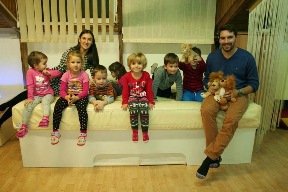 Principele Nicolae continuă voluntariatul la Fundația Alpha Transilvană Principele Nicolae continuă voluntariatul la Fundația Alpha Transilvană