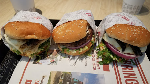 Hamburger Restaurant «The Habit Burger Grill», reviews and photos, 15754 Paramount Blvd Suite C, Paramount, CA 90723, USA
