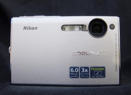 Nikon Coolpix S5