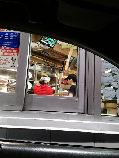 Fast Food Restaurant «KFC», reviews and photos, 20 Everett Ave, Everett, MA 02149, USA