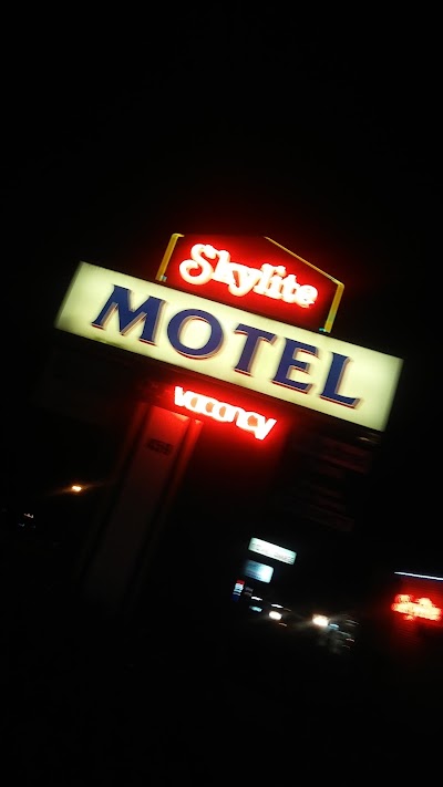 Photos of Skylite Motel