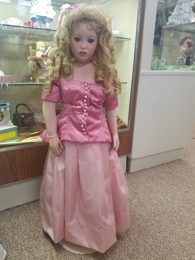 Photos of The Doll House