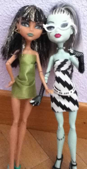 Sandra ha diseñado esta ropa OOAK DIY para sus Monster High