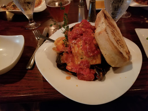 Italian Restaurant «Vino Italian + Bistro», reviews and photos, 138 Battlefield Blvd S, Chesapeake, VA 23322, USA