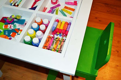 arts and crafts desk for kids