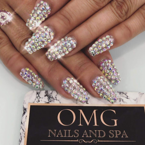 OMG Nails & Spa logo