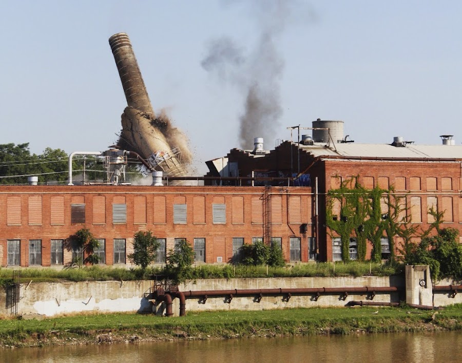 Champion Paper Mill Implosion — Ronny Salerno