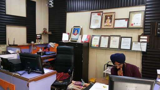 Hans Computer & Cyber Cafe, Dr. Chanda Singh Street,, Railway Road, Kot Kapura, Punjab 151204, India, Travel_Agents, state PB
