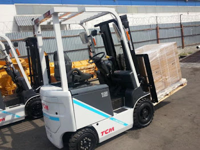 Xe nâng điện TCM 3 tấn FB30-8 & FB30-8V Xe nâng điện TCM 3 tấn FB30-8 & FB30-8V