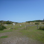 Coastal Cemetery near Botany Bay National Park (310514)