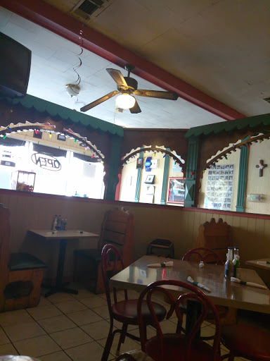 Restaurant «La Fiesta», reviews and photos, 7 Jackson St, Newnan, GA 30263, USA