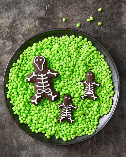 chocolate skeleton cookies