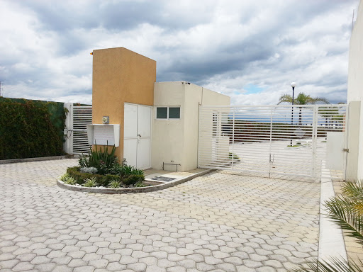 HERCA Inmobiliaria, Circuito Juan Pablo II 2717-6, Las Animas, 72400 Puebla, Pue., México, Consultor inmobiliario | PUE