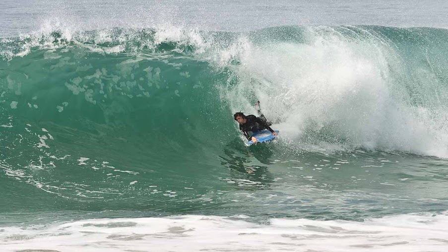 IMAGE: https://lh4.googleusercontent.com/--s_W2boCbZI/UDK33H2PCsI/AAAAAAAAPIw/-BUdfA5l7kI/s903/ZB3W7178-Edit.jpg