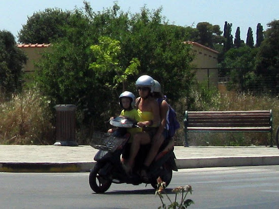 grecki luz - rodzinny skuter