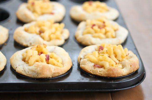 Mini Macaroni and Cheese Pies