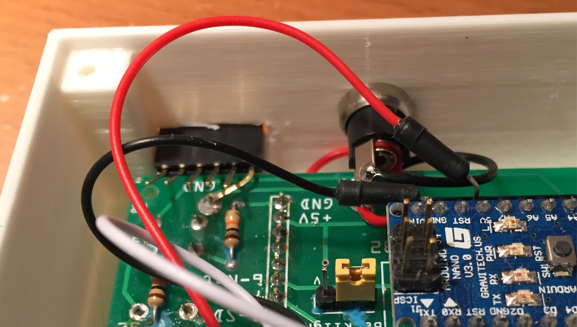 The Making of a Maker: Arduino Nano / LCD Projects Platform - Assembly