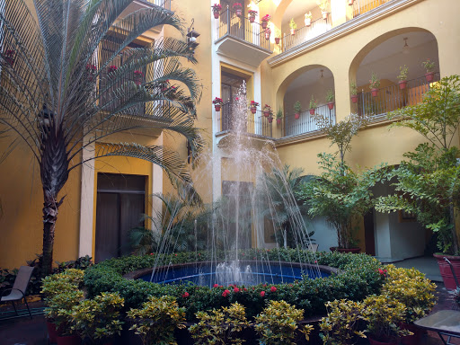 Hotel América, Calle Morelos 162, Centro, 28000 Colima, Col., México, Alojamiento en interiores | COL