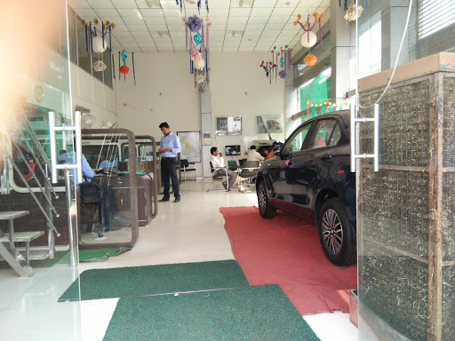 Arya Cars,Gondia, Opp. Laxmi Floor Mill, ITI Road, Fulchur Naka, Gondia, Maharashtra 446101, India, Car_Dealer, state MH
