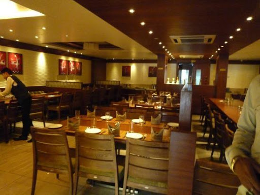 Hot and More Restaurant, Band Stand, Jubilee Garden, Jawahar Road, Panchnath Plot, Sadar, Rajkot, Gujarat 360001, India, Non_Vegetarian_Restaurant, state GJ