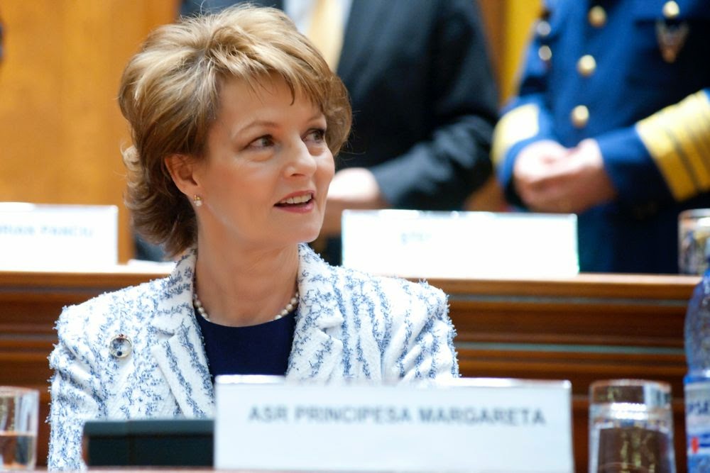 Fotografii de la Sesiunea Solemnă a Parlamentului, 1 aprilie 2014, la care a participat Principesa Moştenitoare Margareta Fotografii de la Sesiunea Solemnă a Parlamentului, 1 aprilie 2014, la care a participat Principesa Moştenitoare Margareta