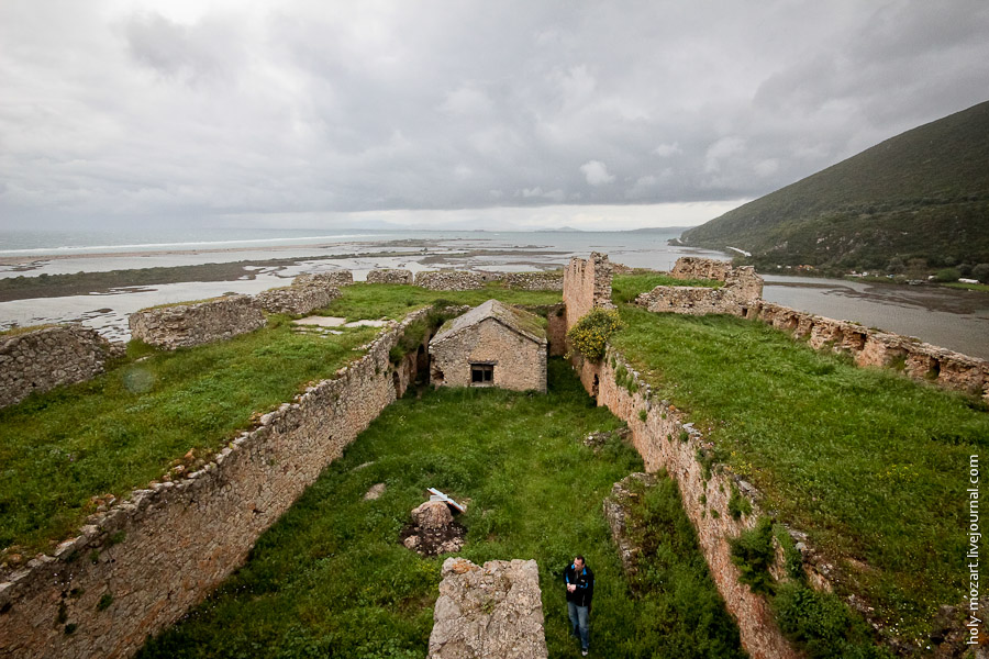 Остров Левкада и турецкая крепость в Греции