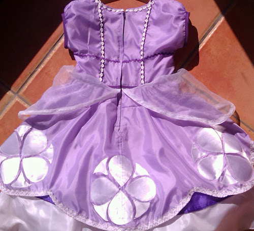 sewnbyangela: A Princess Dress & A Little Bit of Magic