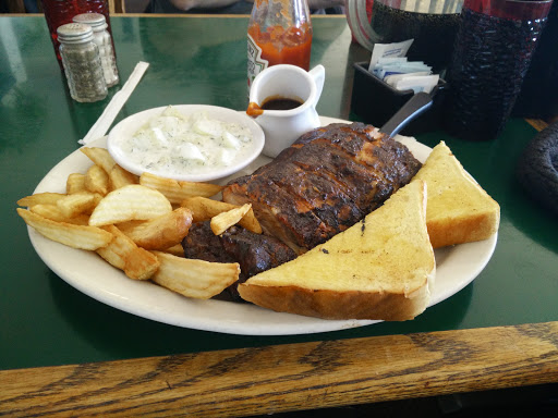 Restaurant «Tonka Grill & BBQ», reviews and photos, 4016 Shoreline Dr, Spring Park, MN 55384, USA