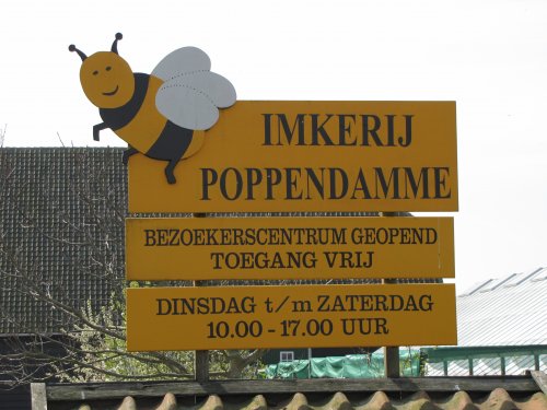 De dagtrip naar Zeeland beginnen we met een bezoek aan Imkerij Poppendamme