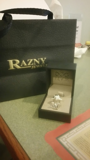Jewelry Store «Razny Jewelers», reviews and photos, 37 S Washington St, Hinsdale, IL 60521, USA