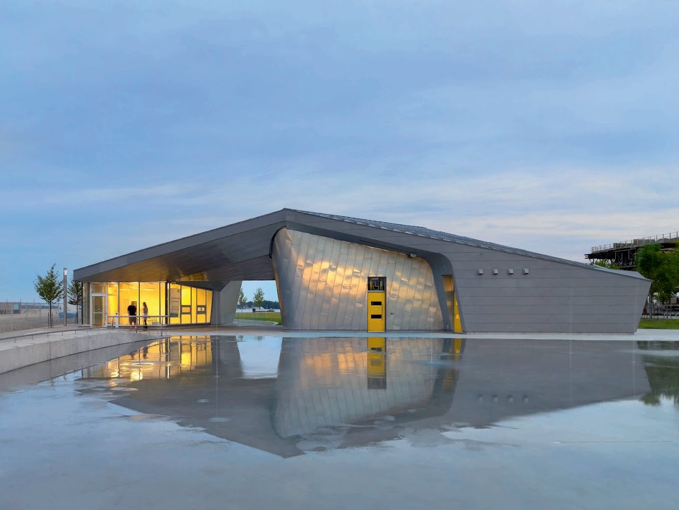 Sherbourne Common, Queens Quay E, Toronto, Ontario M5A 1B6, Canada: Sherbourne Common Pavilion by Teeple Architects