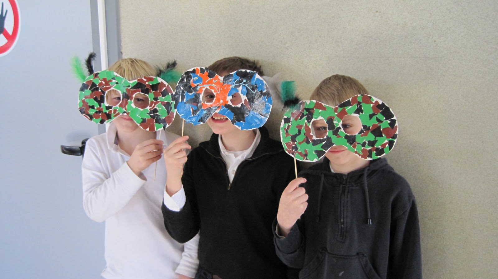 Verbazingwekkend derde leerjaar b: Carnaval: Venetiaanse maskers maken! HR-98