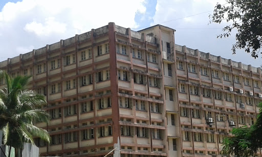 Valia College of Commerce, D. N. Nagar, Cosmopolitian Education Society Road, Andheri(W), Mumbai, Maharashtra 400053, India, College, state MH