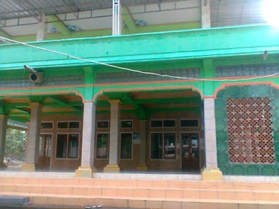 Photos of Masjid Jami Al IKHLAS lungsalam