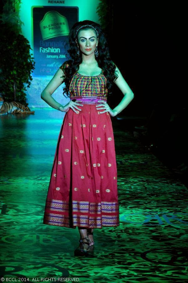 A model walks the ramp in a Rehane creation during Blenders Pride Bangalore Fashion Week.<br /> 