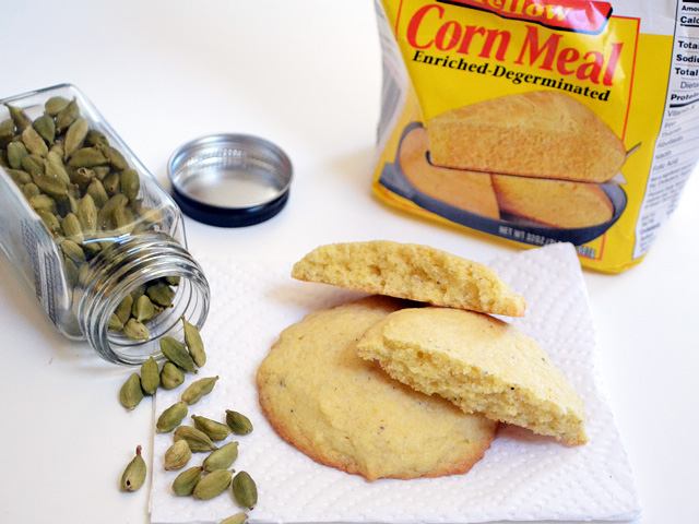 Cardamom Cornmeal Cookies