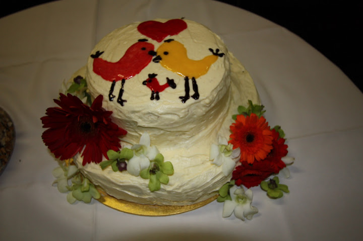 Lovebirds Family Cake (Photo by Frances Wright)
