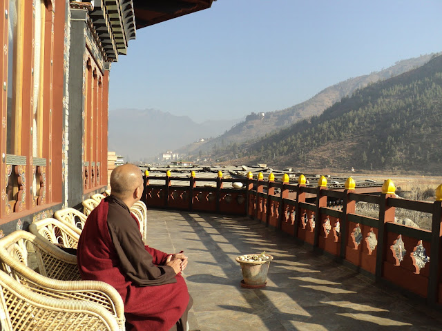 Ký sự chuyến hành hương Bhutan đầu xuân._Bodhgaya monk (Văn Thu gởi) DSC07015