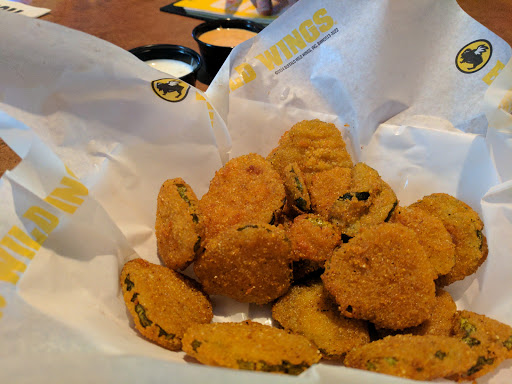 Chicken Wings Restaurant «Buffalo Wild Wings», reviews and photos, 6320 19th St, Lubbock, TX 79407, USA