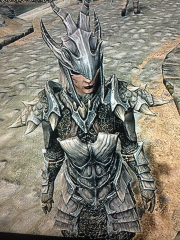 Featured image of post Skyrim Dragon Scale Armor Female Dragon armors come in light dragonscale armor and heavy dragonplate armor varieties