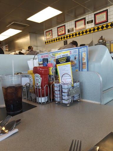 Breakfast Restaurant «Waffle House», reviews and photos, 1131 W Pearce Blvd, Wentzville, MO 63385, USA