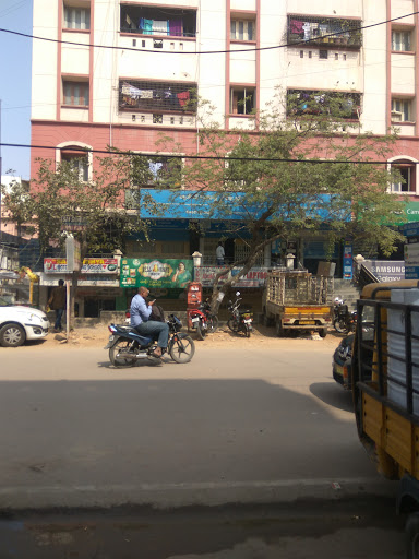 Bank of Maharashtra, Radha Krishna Estate Road, Road no. 4, High school colony, Kukatpally, Hyderabad, Telangana 500072, India, Bank, state TS