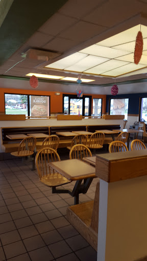 Mexican Restaurant «Taco Bell», reviews and photos, 32940 Michigan Ave, Wayne, MI 48184, USA
