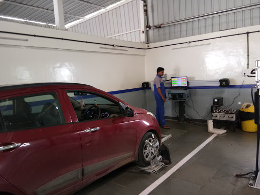 Somani Hyundai, Opp. Bhongale (HP) Petrolpump, Tal- Purandar, Saswad Rd, Saswad, Maharashtra 412301, India, Used_Car_Dealer, state MH