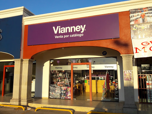 Vianney, Calle General I. Pesqueira 309, Centro, Reforma, 85800 Navojoa, Son., México, Tienda de colchas | SON